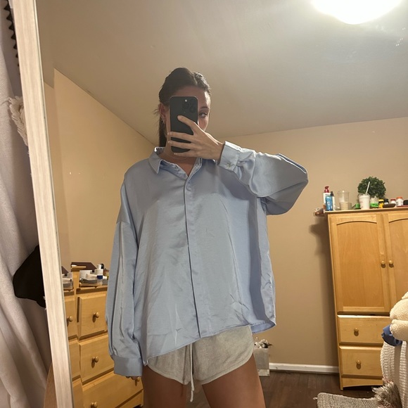 Zara button up NWOT - Picture 2 of 3